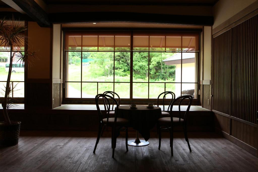 Hotel Keikoku-No-Yu Yamanouchi  Exterior foto