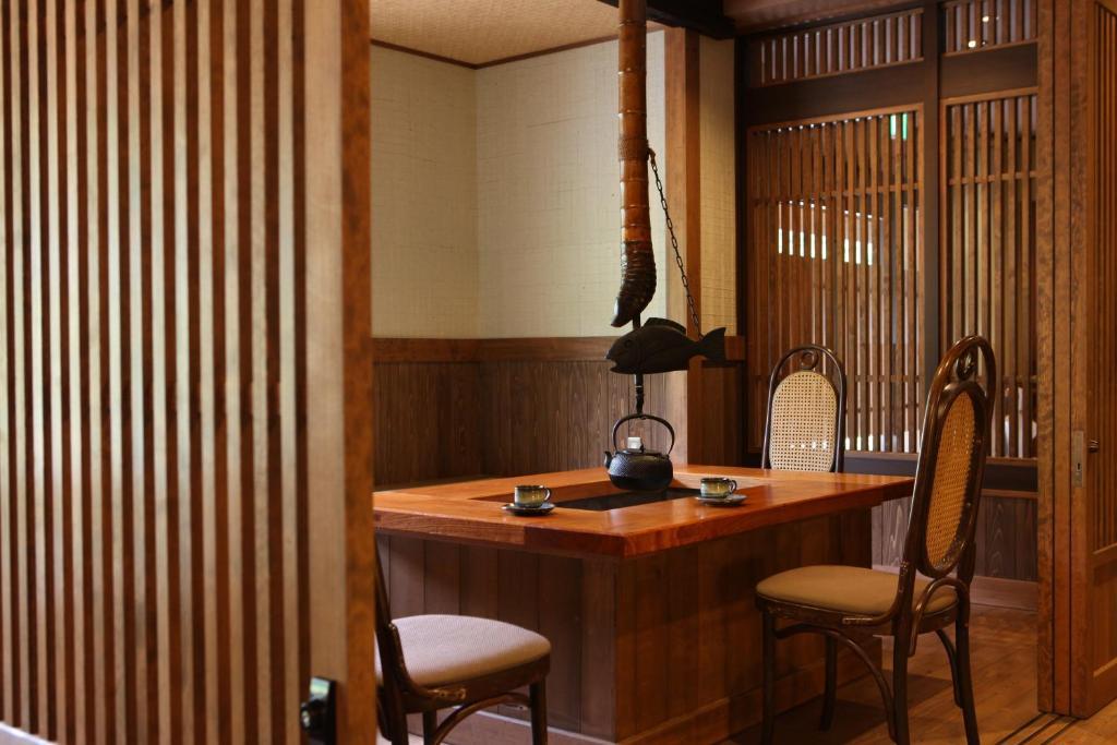 Hotel Keikoku-No-Yu Yamanouchi  Exterior foto